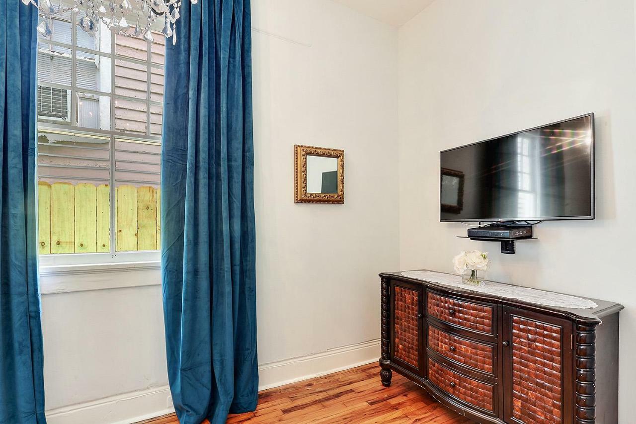 뉴올리언스 Elegant Renovated House With Relaxing Courtyard 빌라 외부 사진